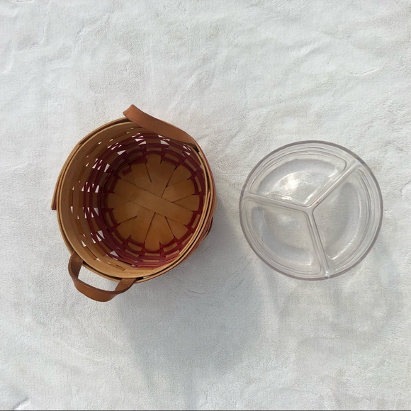 Longaberger Basket Handwoven Round Vintage w. Divider - Picture 1 of 7